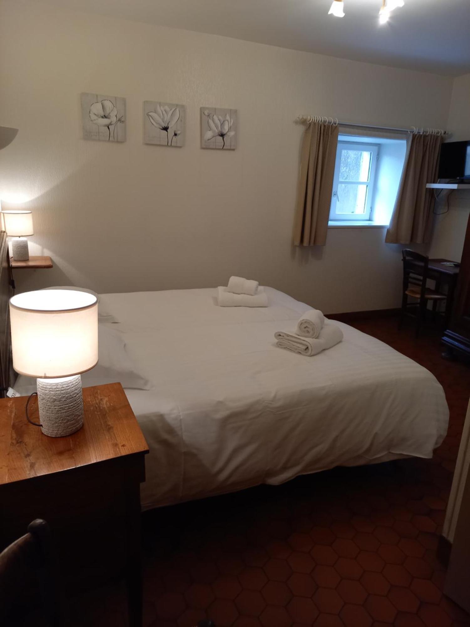 Hotel De La Halle Nolay  Εξωτερικό φωτογραφία