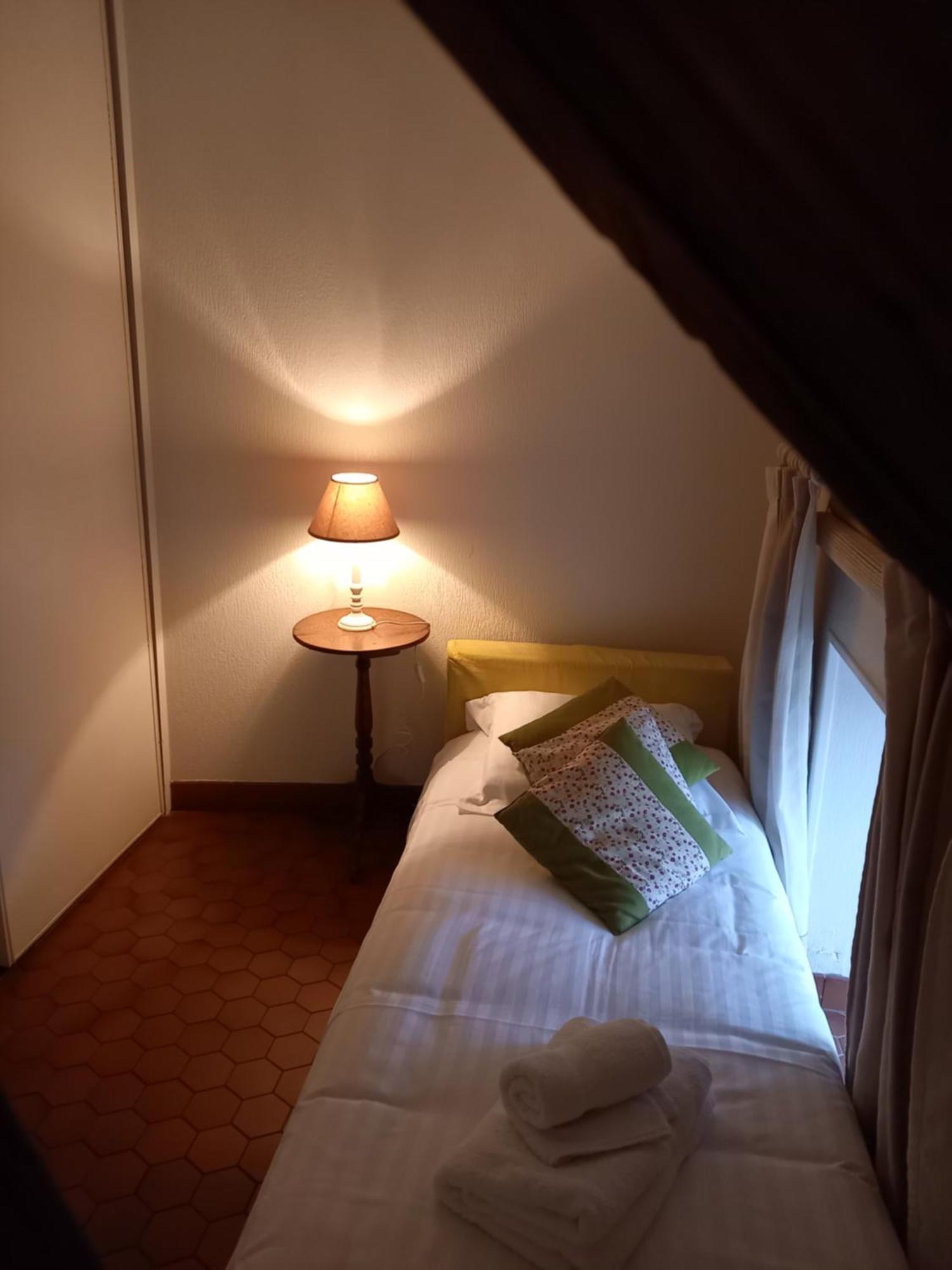 Hotel De La Halle Nolay  Εξωτερικό φωτογραφία