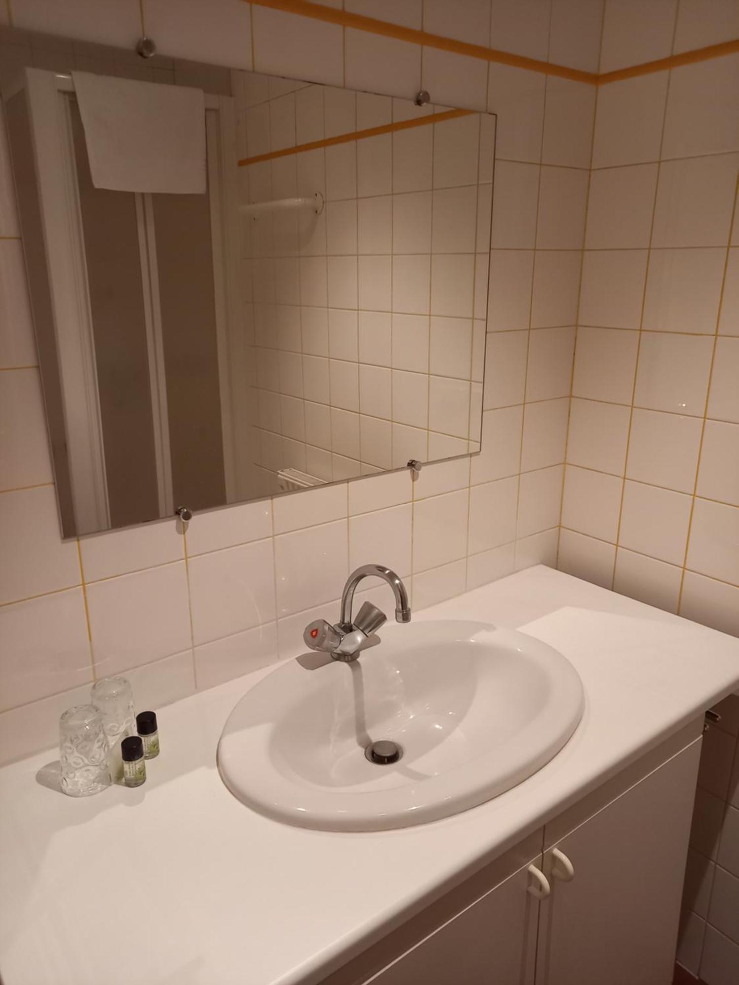 Hotel De La Halle Nolay  Εξωτερικό φωτογραφία