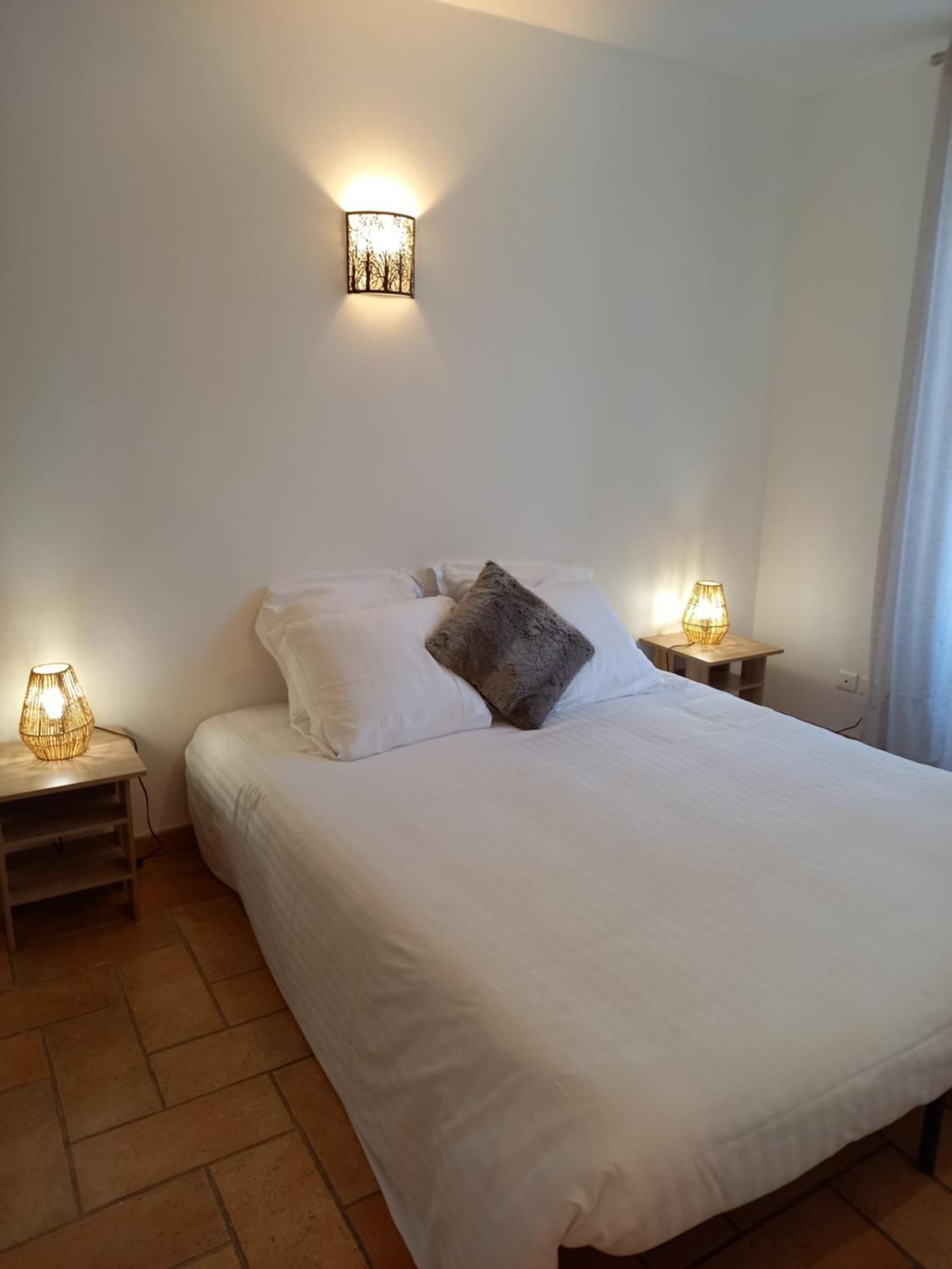 Hotel De La Halle Nolay  Εξωτερικό φωτογραφία
