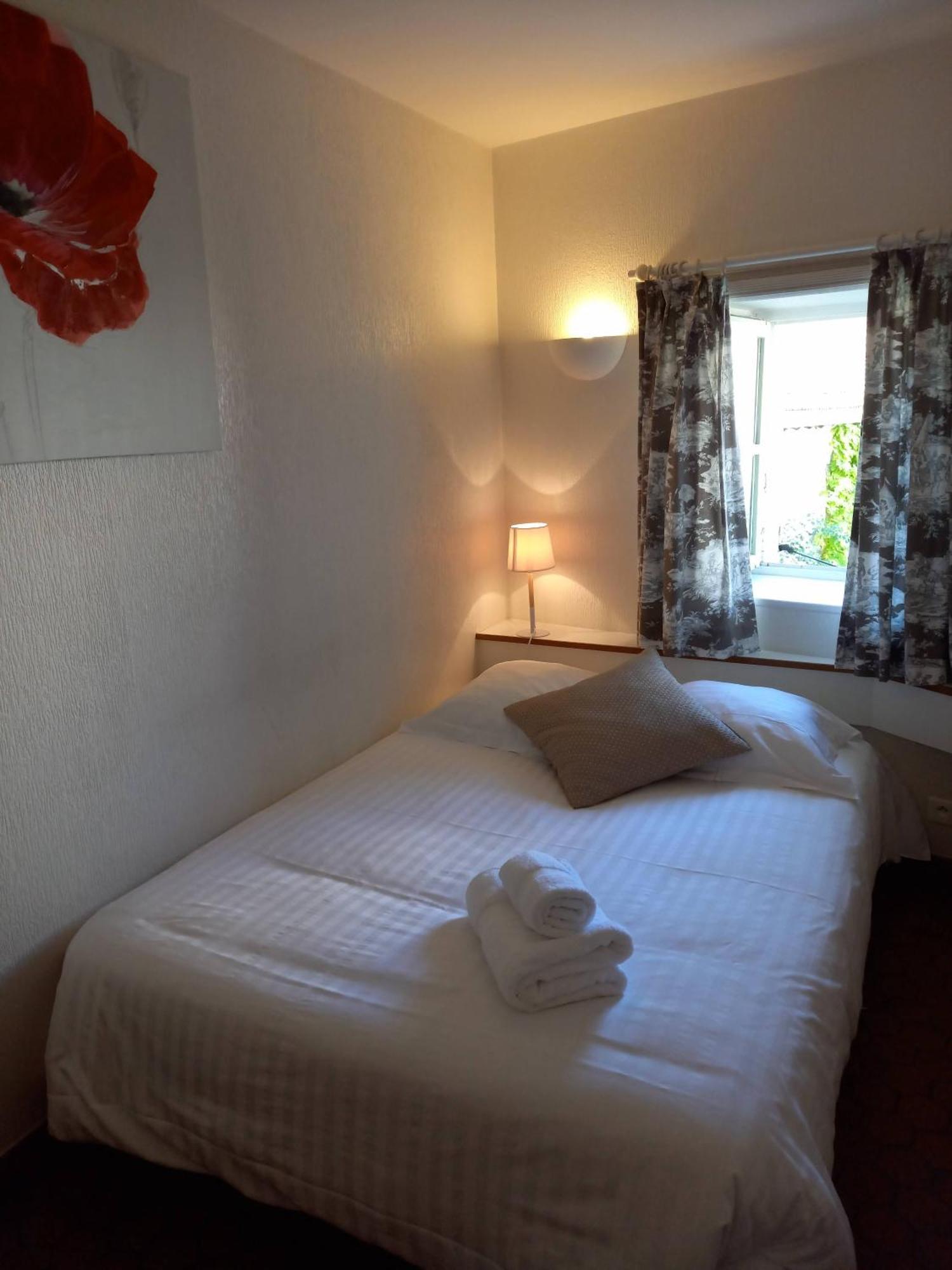 Hotel De La Halle Nolay  Εξωτερικό φωτογραφία