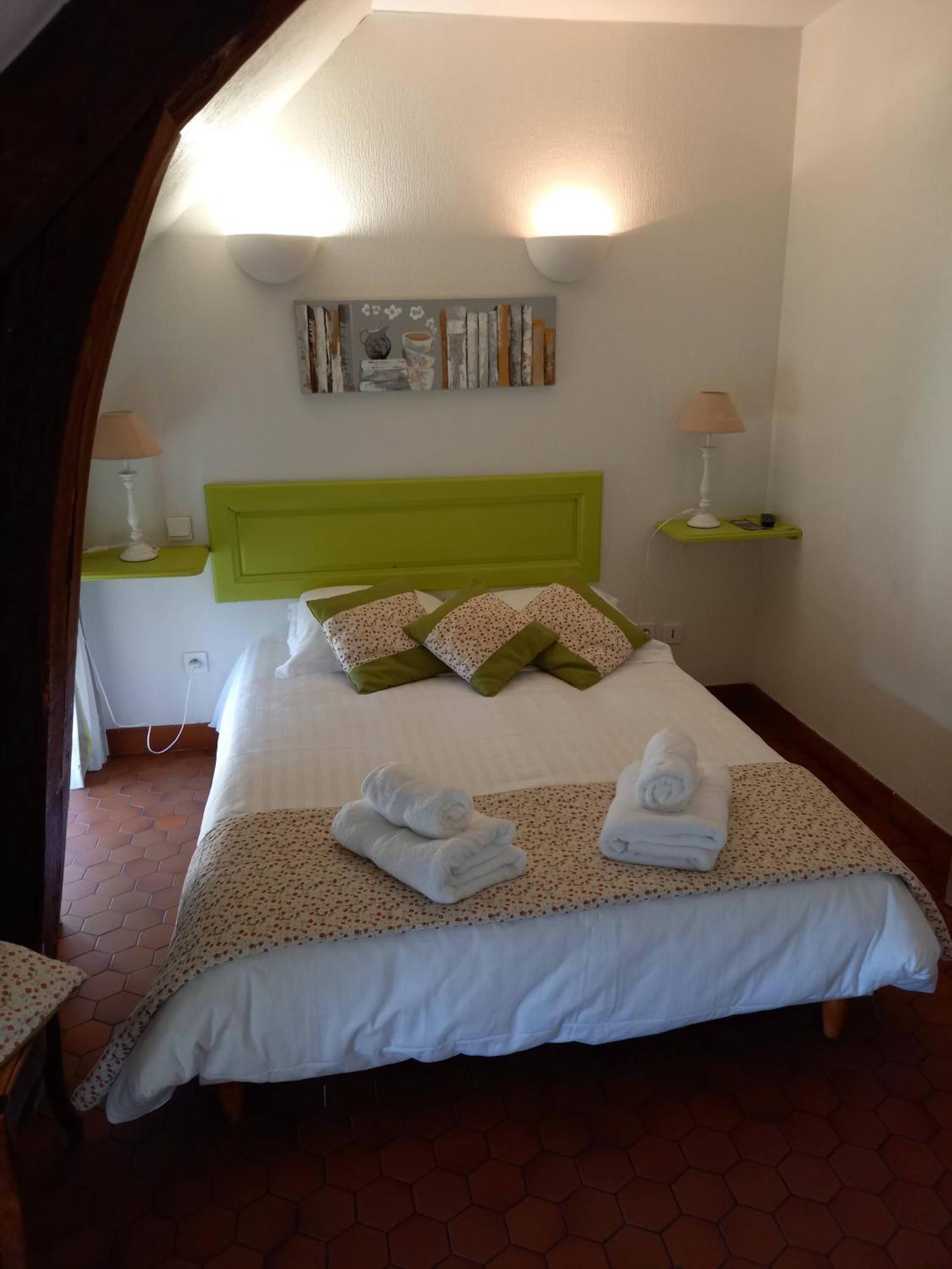 Hotel De La Halle Nolay  Εξωτερικό φωτογραφία