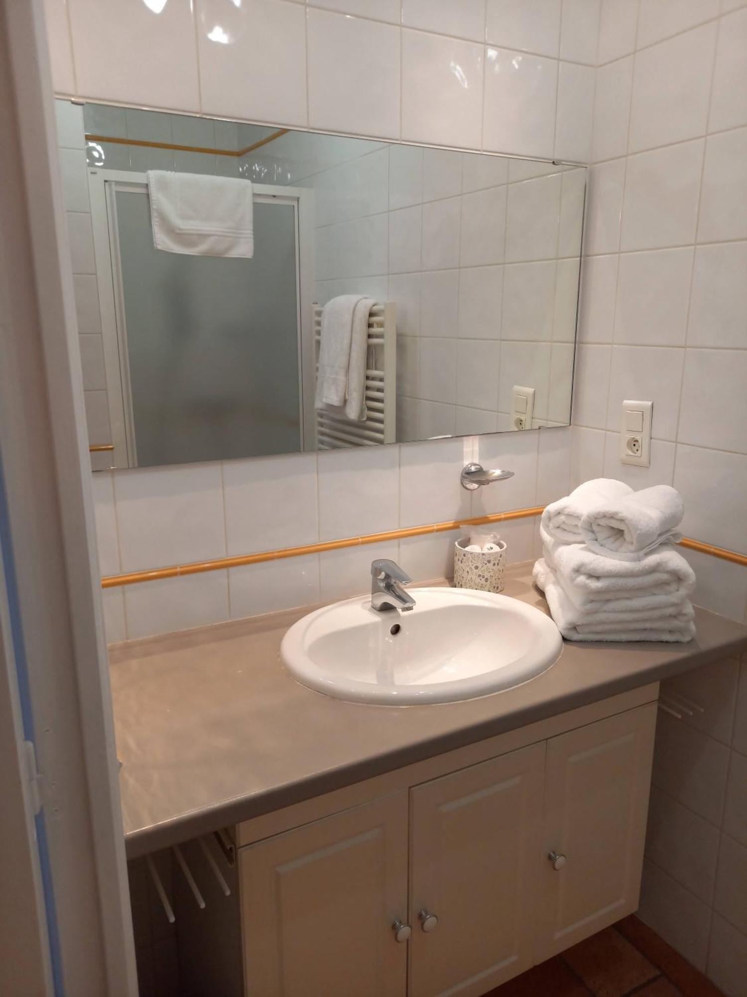 Hotel De La Halle Nolay  Εξωτερικό φωτογραφία