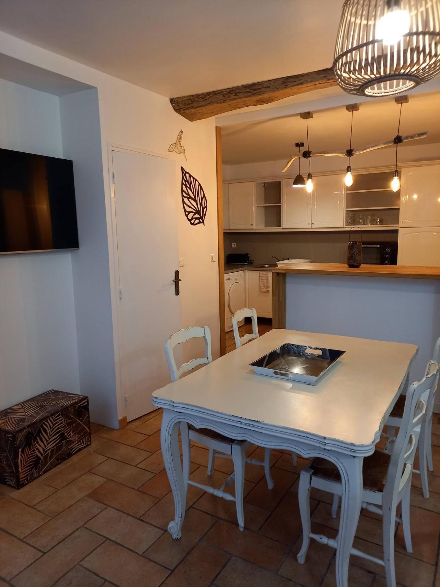 Hotel De La Halle Nolay  Εξωτερικό φωτογραφία
